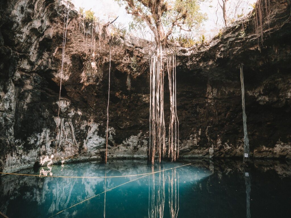 Cenote Santa Barbara