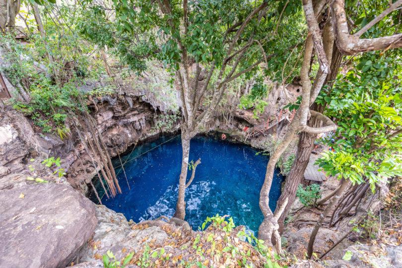 Cenote Yaal Utzil