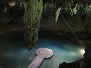 Cenote near Cancun - Cenote cerca de Cancun - Suytun